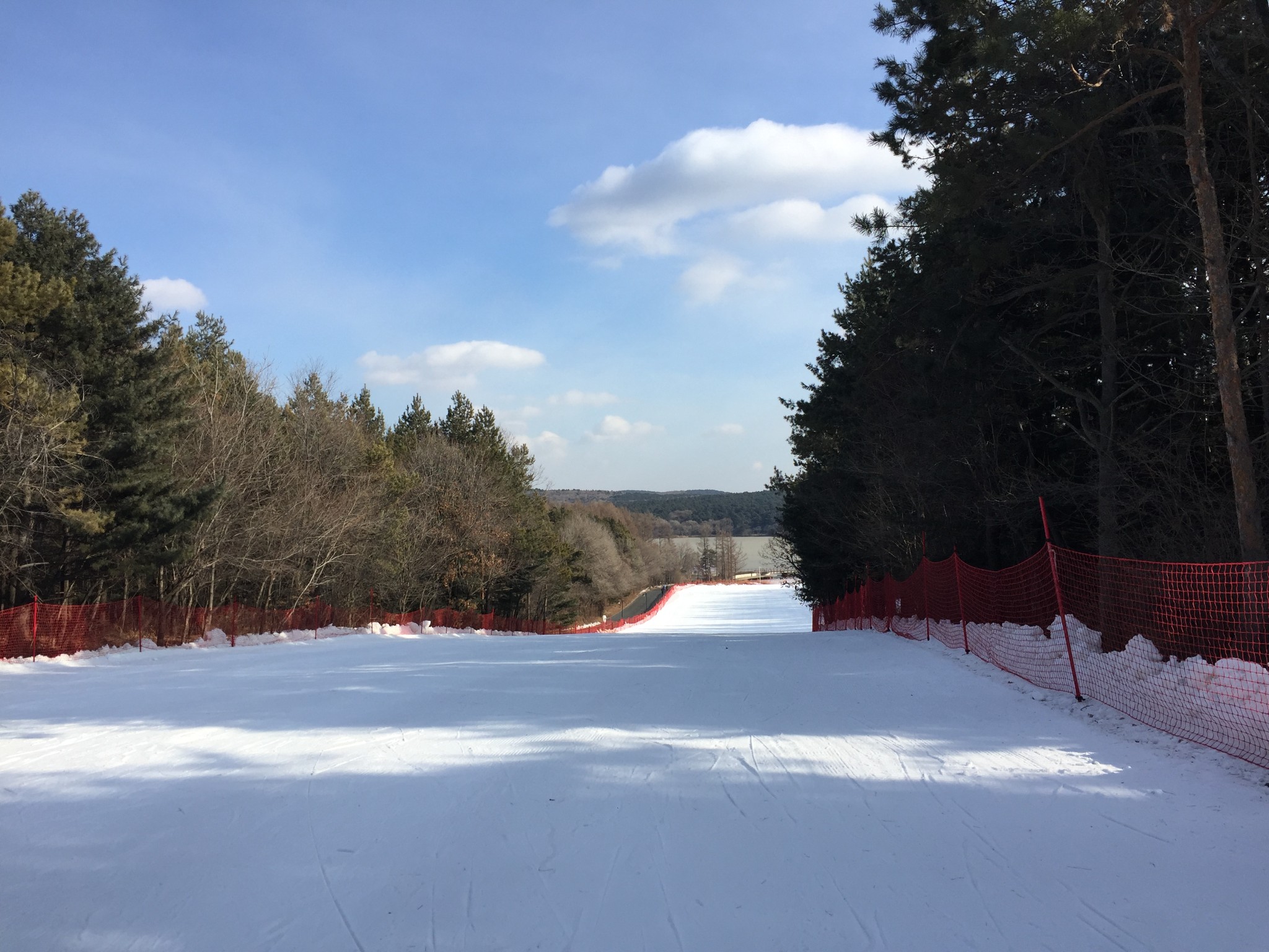 二龙山滑雪场游玩攻略 二龙山滑雪场出游秘籍 