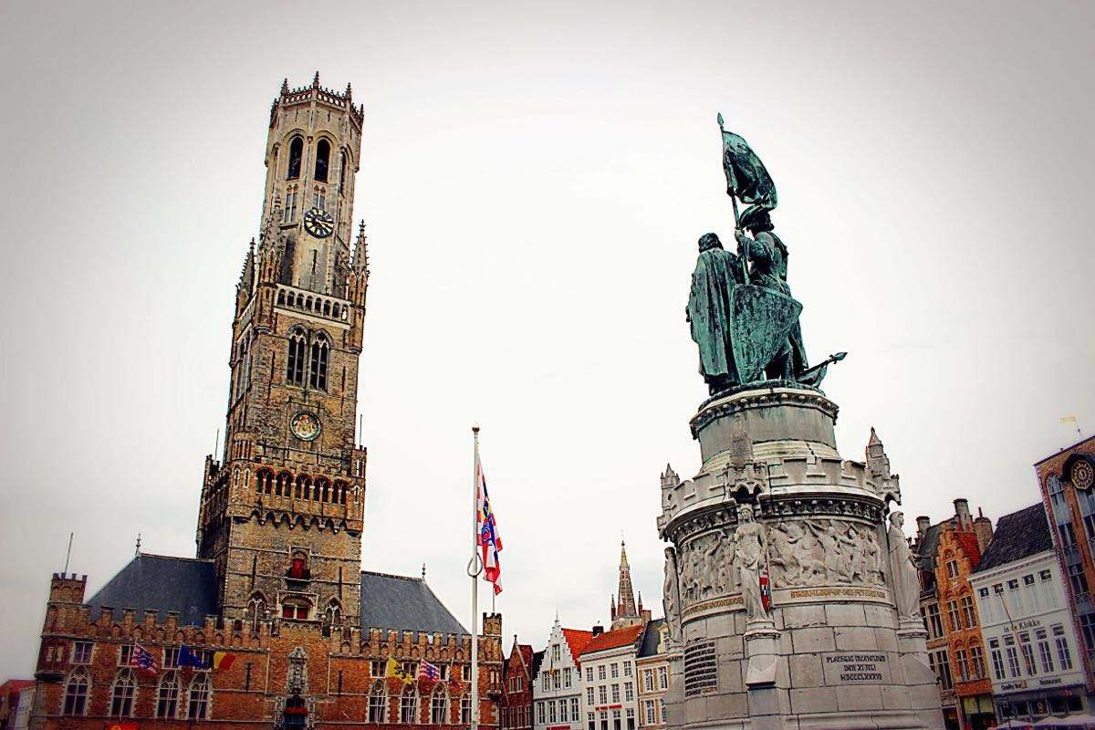 14世纪欧洲经济的衰_...贫困,并同时对欧洲经济作出贡献的(2)