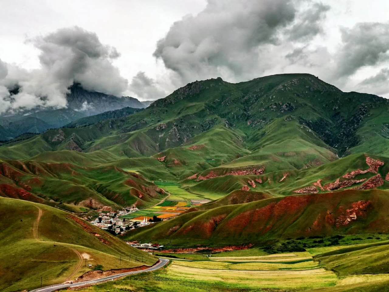 卓尔山          