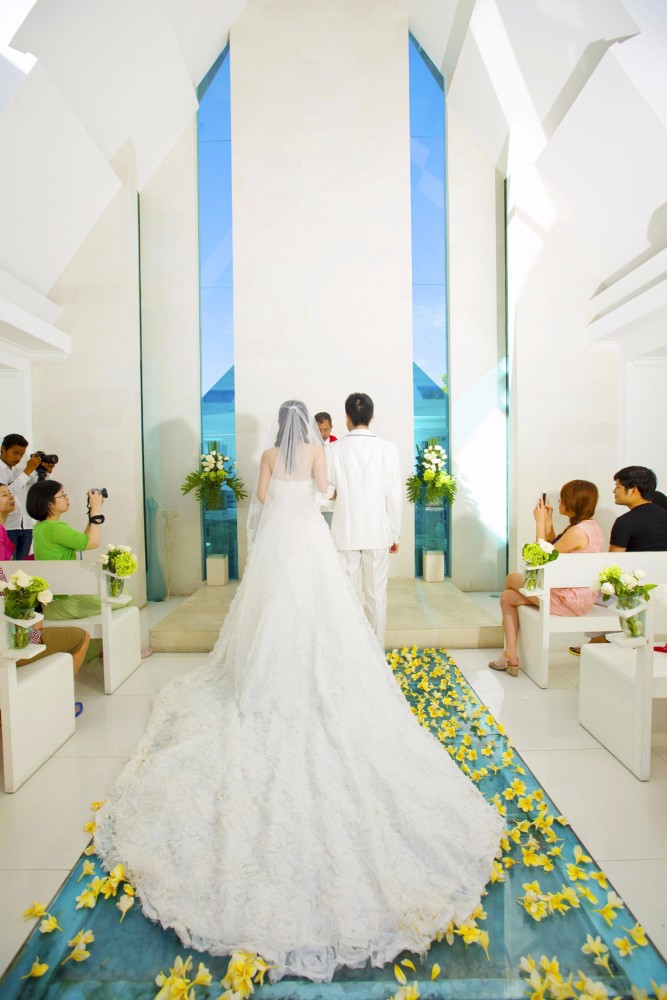 求推荐巴厘岛婚礼公司以及代理。