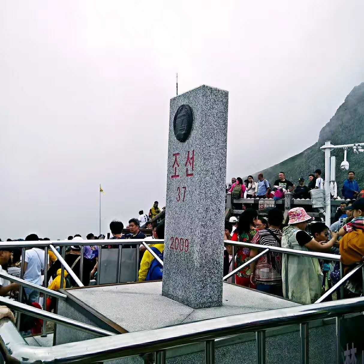 长白山之旅,想要寻找小说中的云顶天宫,却意外的收获了一片花海