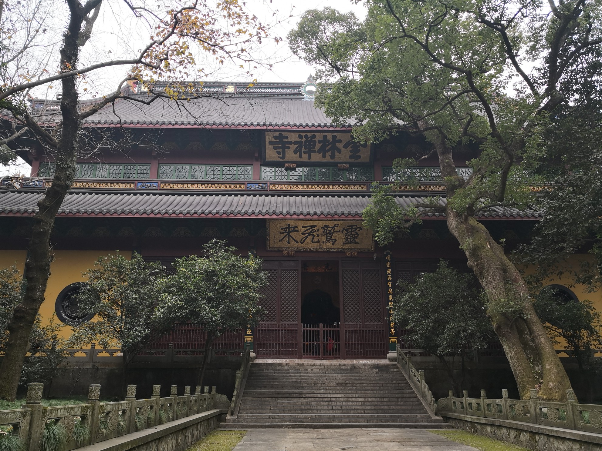 杭州灵隐寺,三生石和西湖