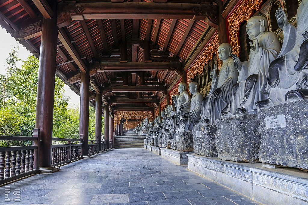 2,拜顶寺庙群体