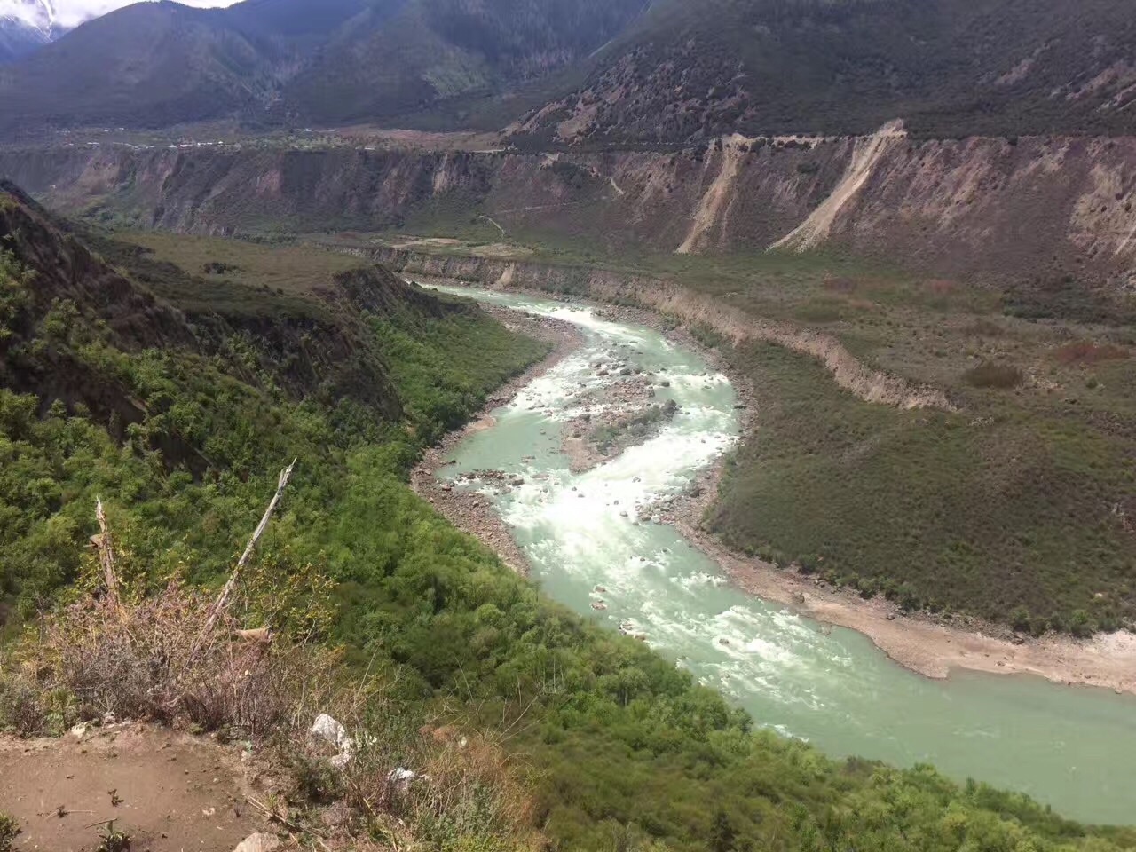 雅鲁藏布江大峡谷