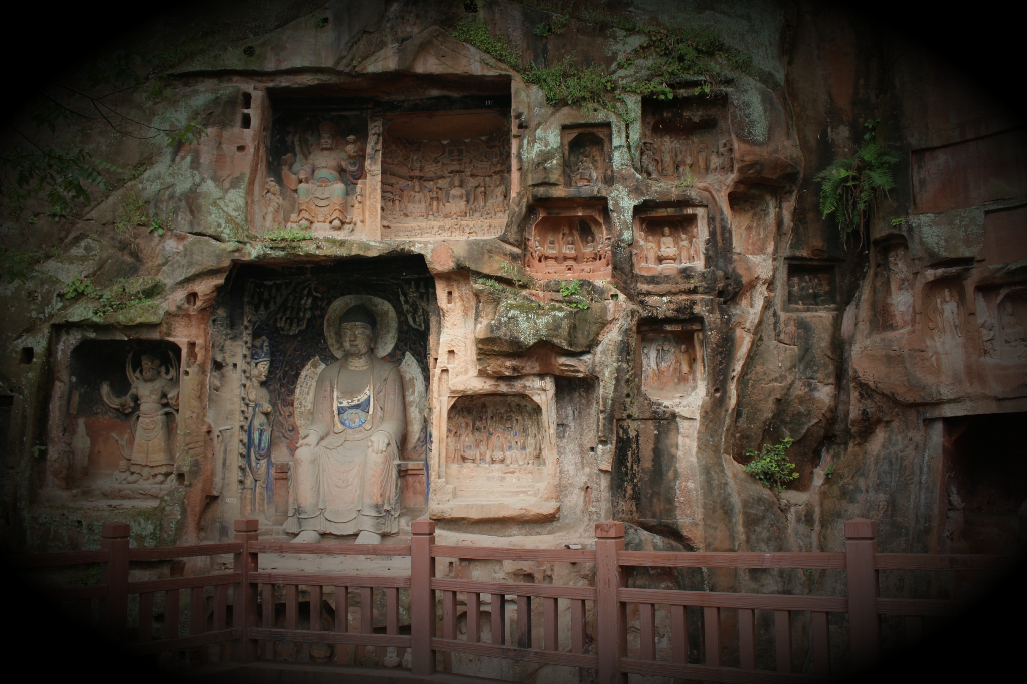 夹江千佛岩景区        