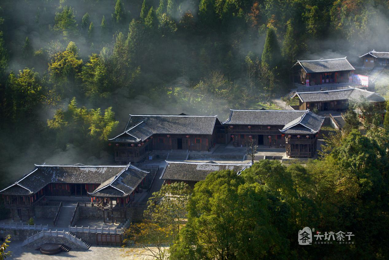 重庆武隆别样武隆之旅2日游天生三桥 仙女山国家森林公园 天坑寨子