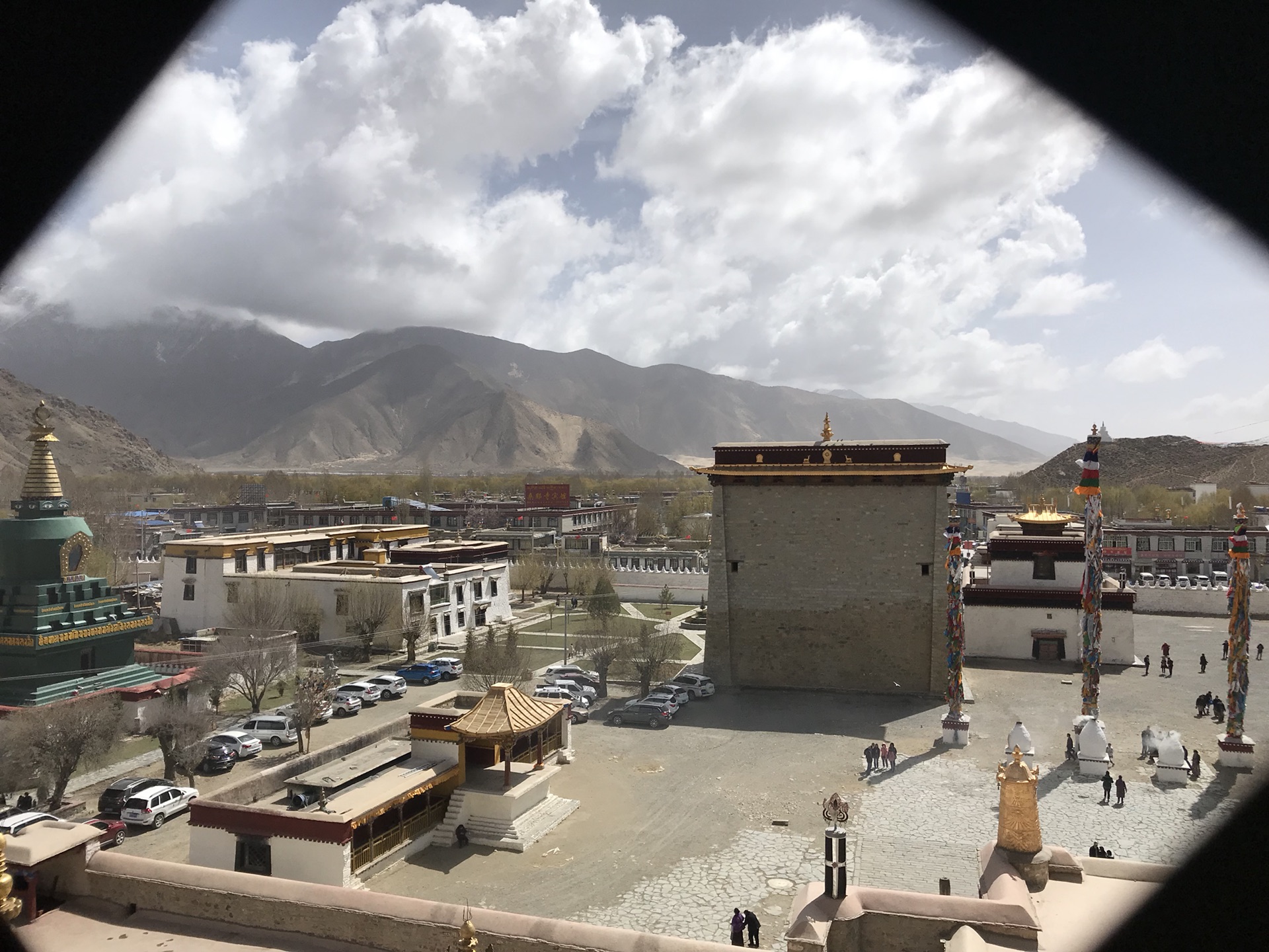 4月西藏山南,雅鲁藏布江最宽处,扎囊县朗塞岭庄园,松卡石塔,桑耶寺
