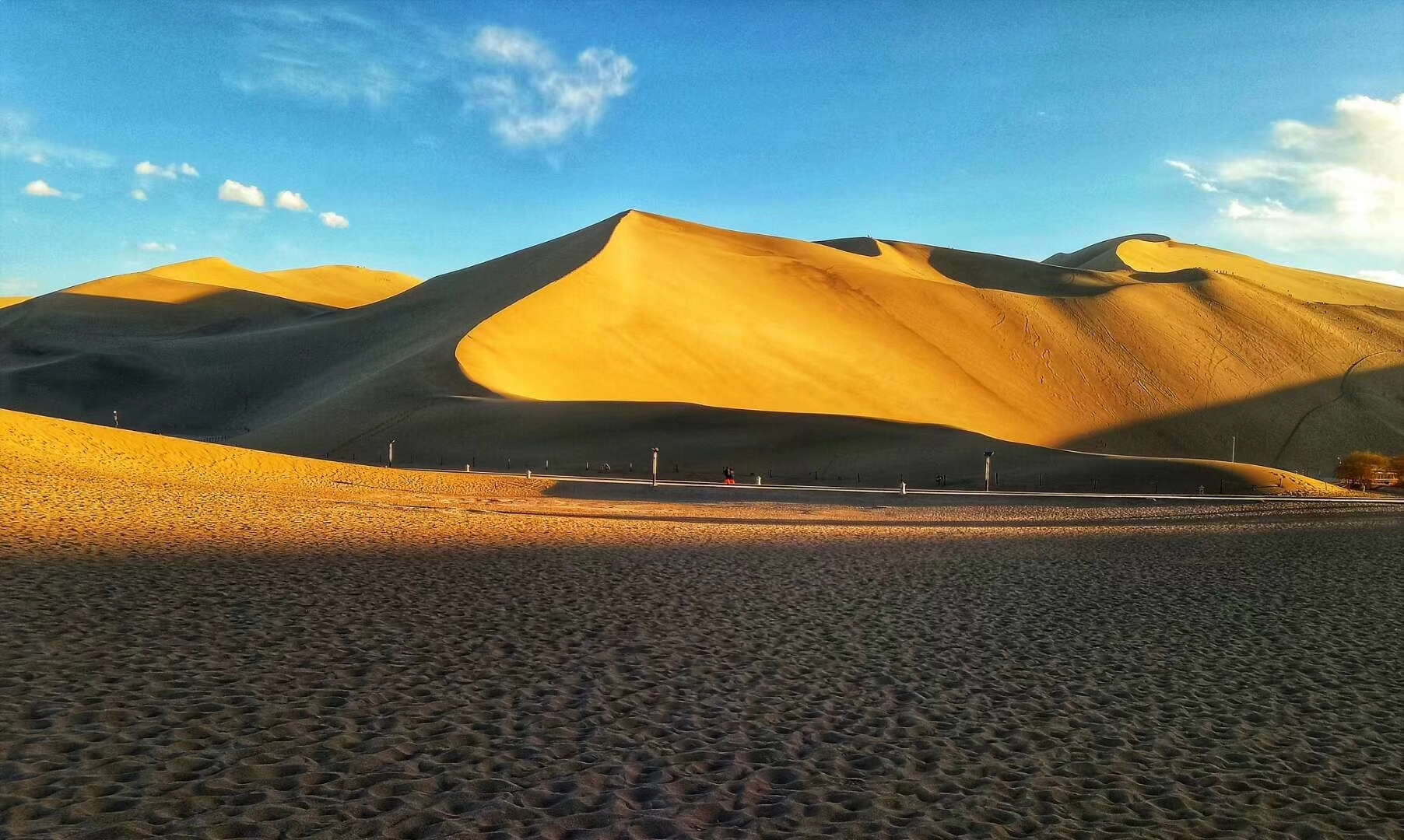 库布奇沙漠走不一样的假期路-鄂尔多斯旅游攻略-游记-去哪儿攻略