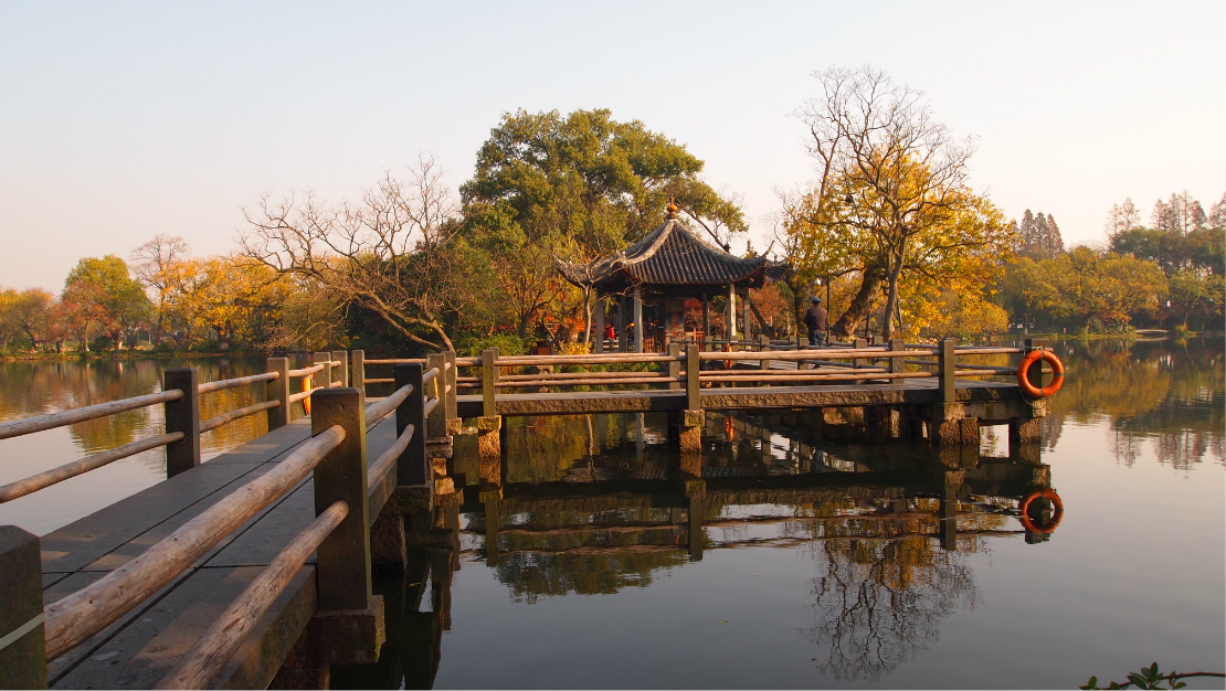 湘浙gdp_中国gdp增长图(3)