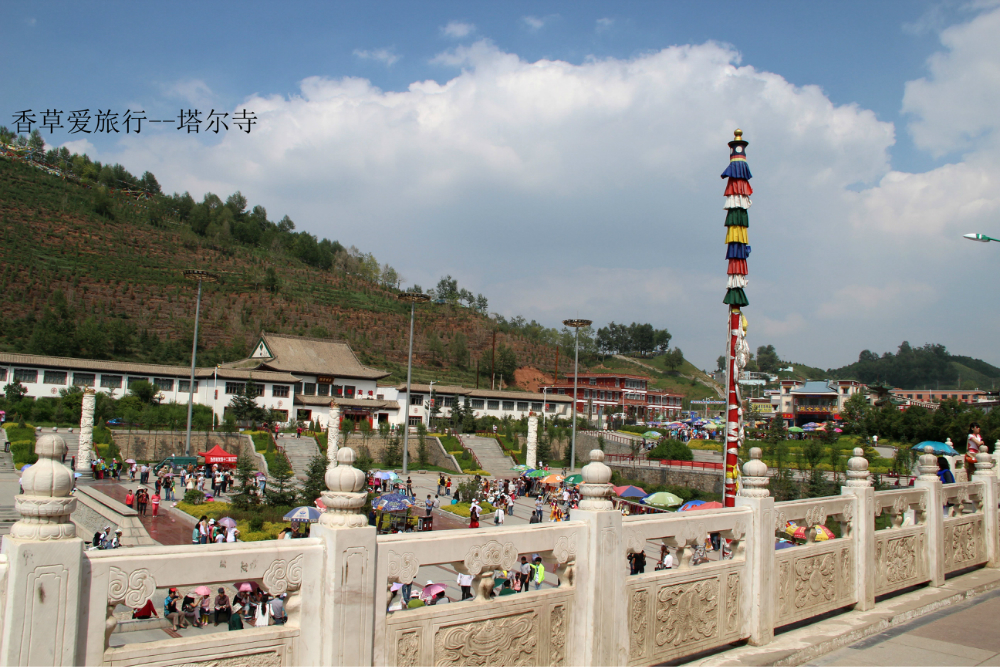 西宁城区人口有多少_西宁约睡电话是多少(2)