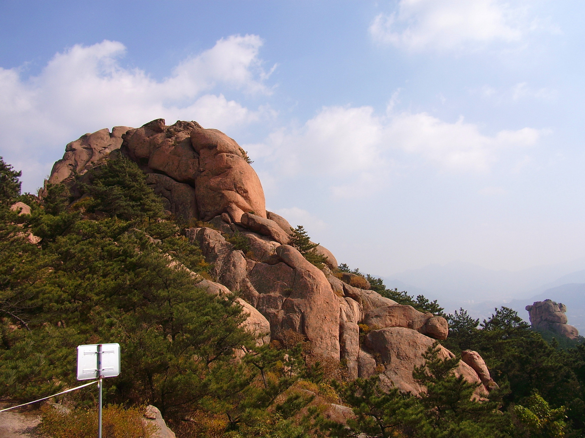 毛公山---最像毛泽东仰卧像的地方