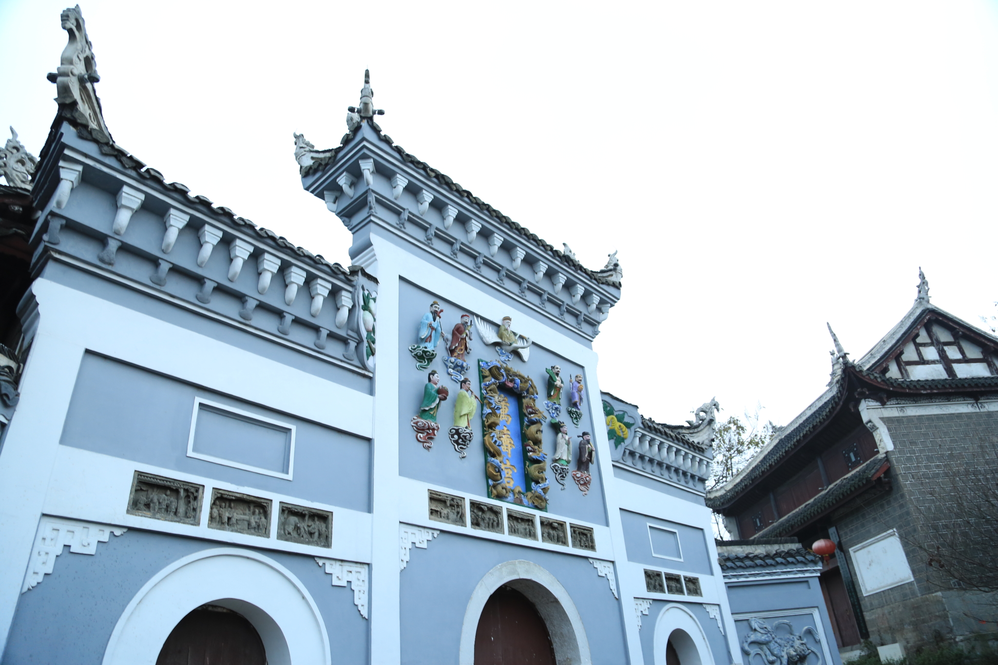兴义商圈人口_兴义一中图片(3)
