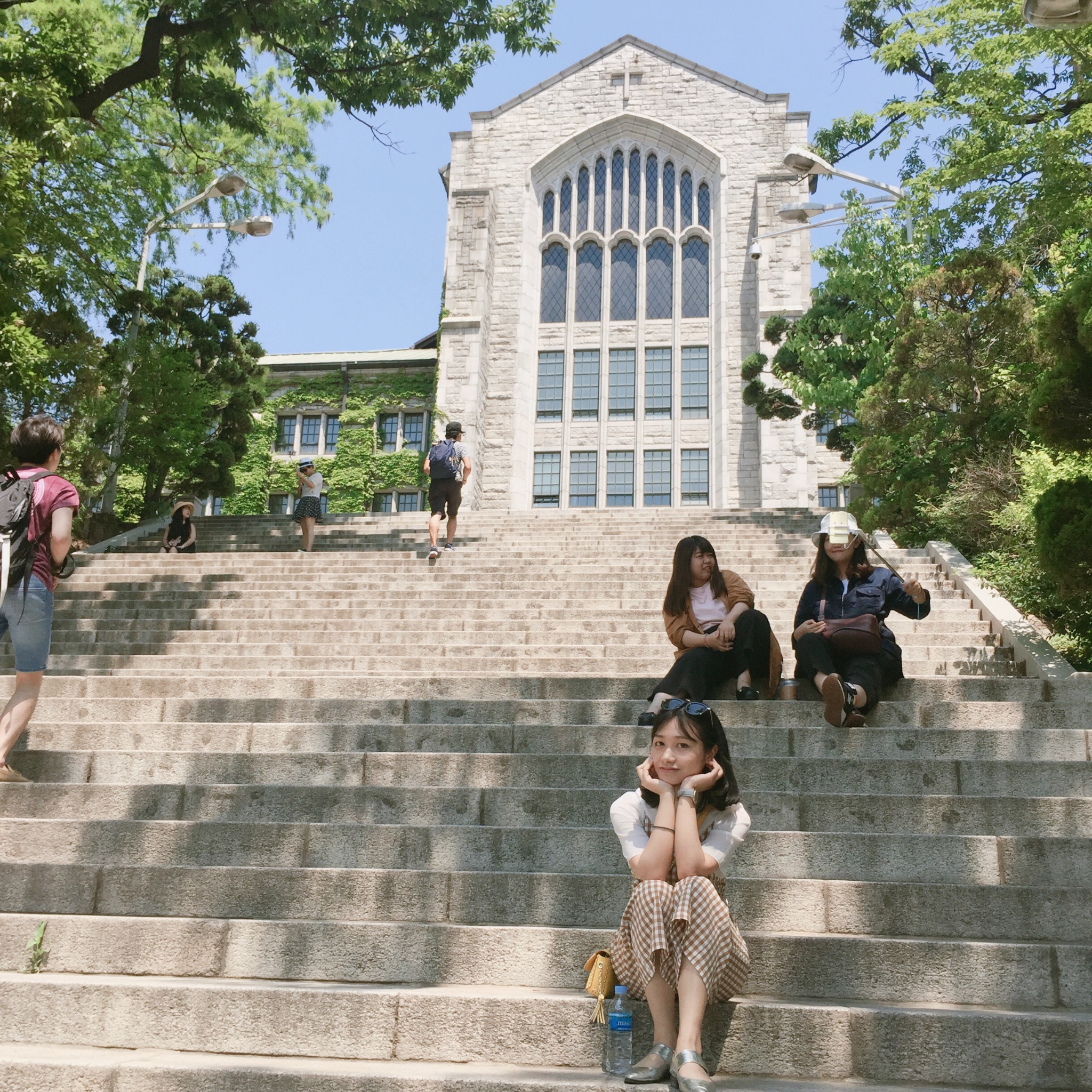 梨花女子大学        
