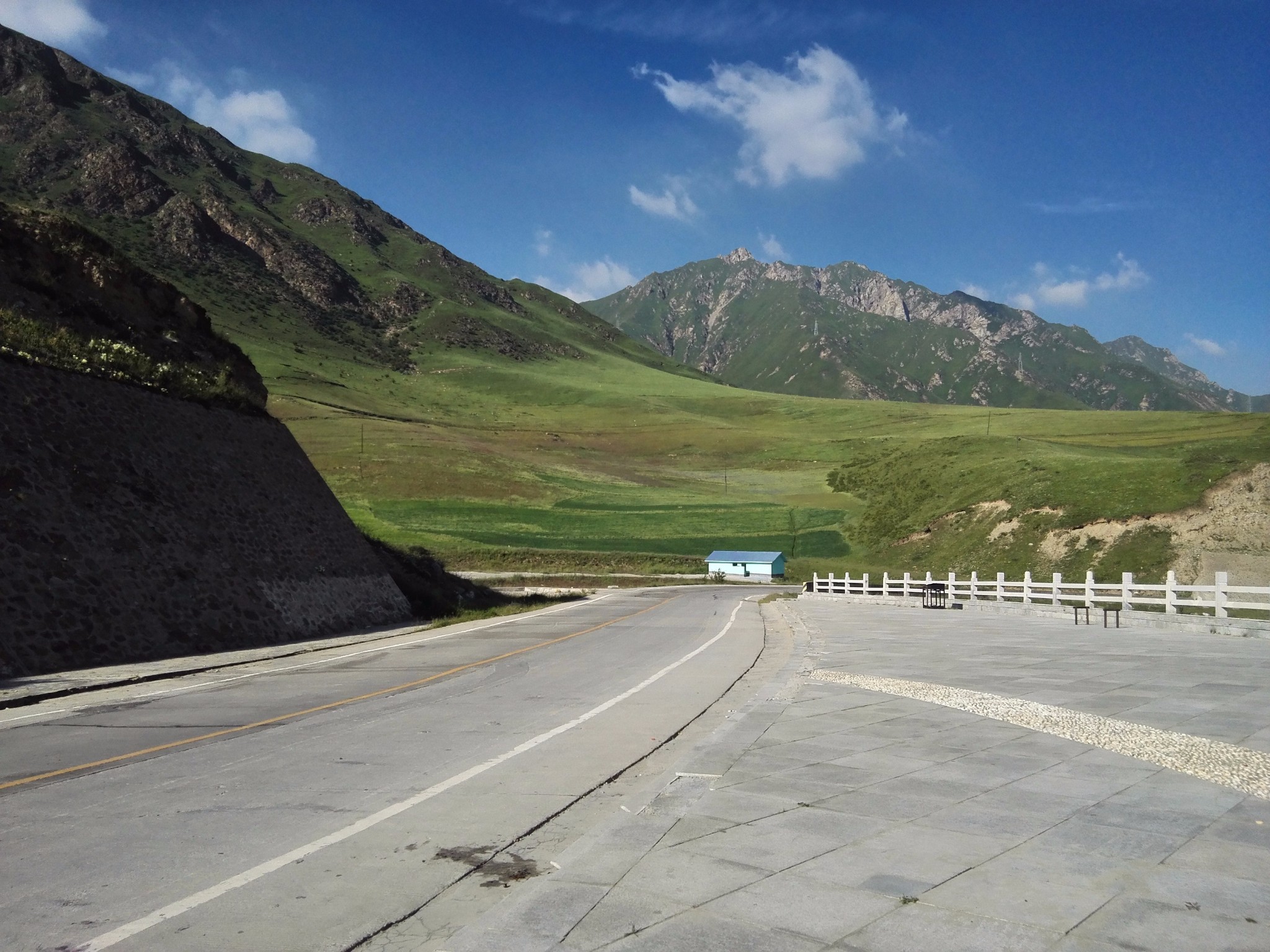 2016年7月20日自驾青海s101拉鸡山(拉脊山)旅游公路