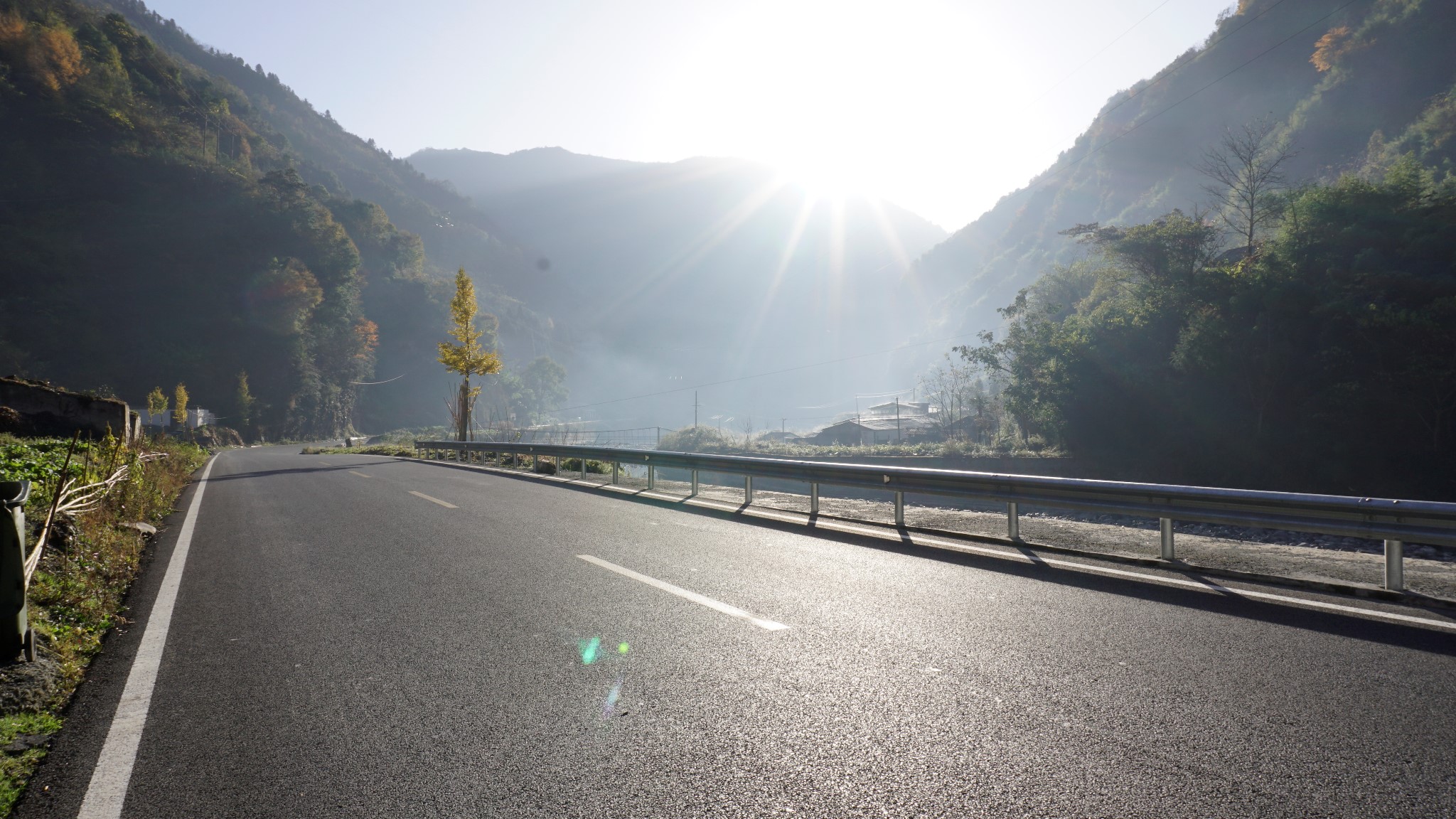 壁纸 道路 风景 高速 高速公路 公路 山水 桌面 680_400