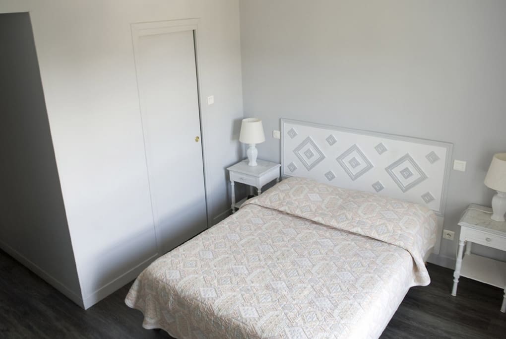 chambre tourterelle entre source et chataigneraie