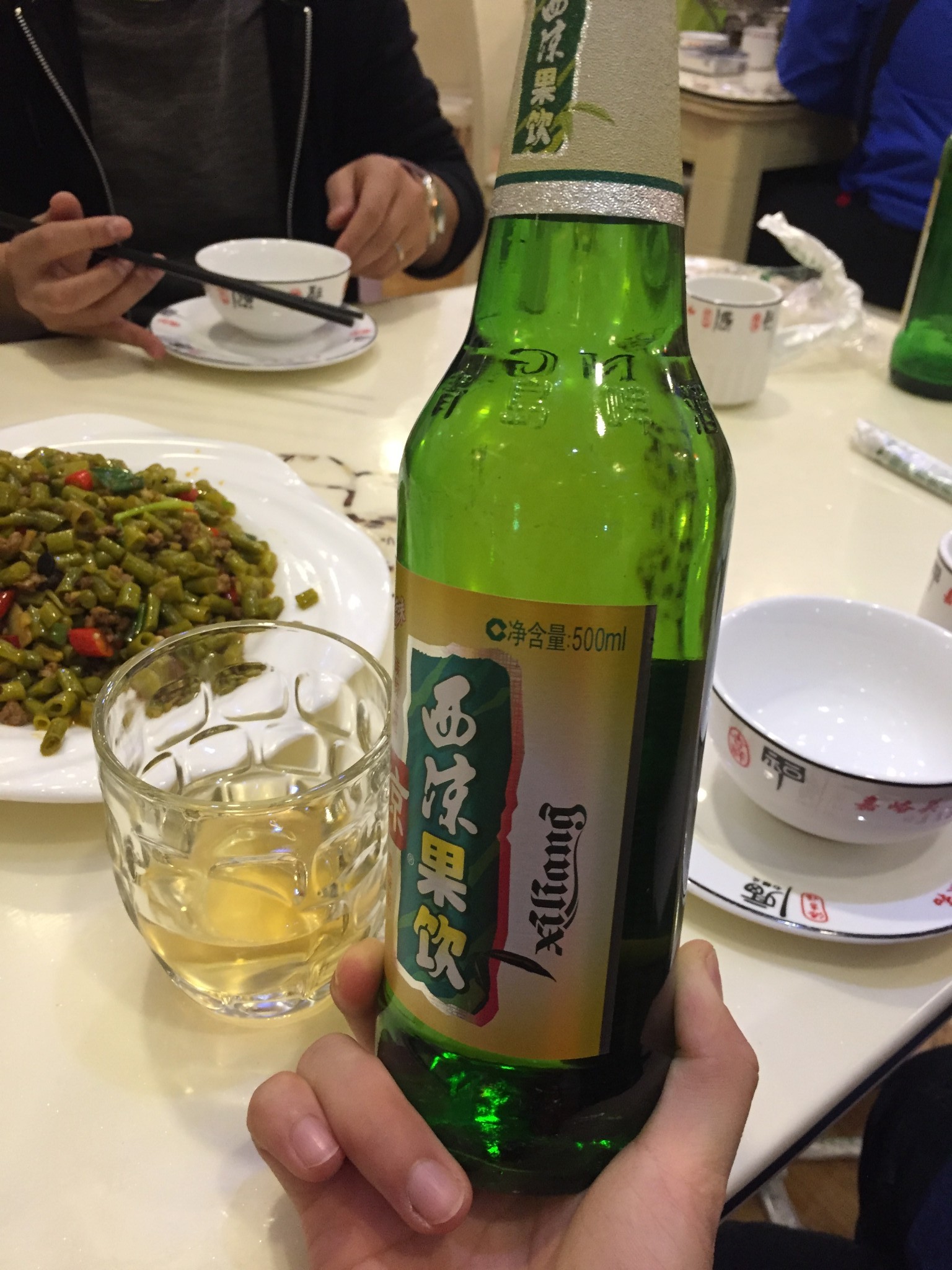 青岛人均啤酒_青岛啤酒图片(2)