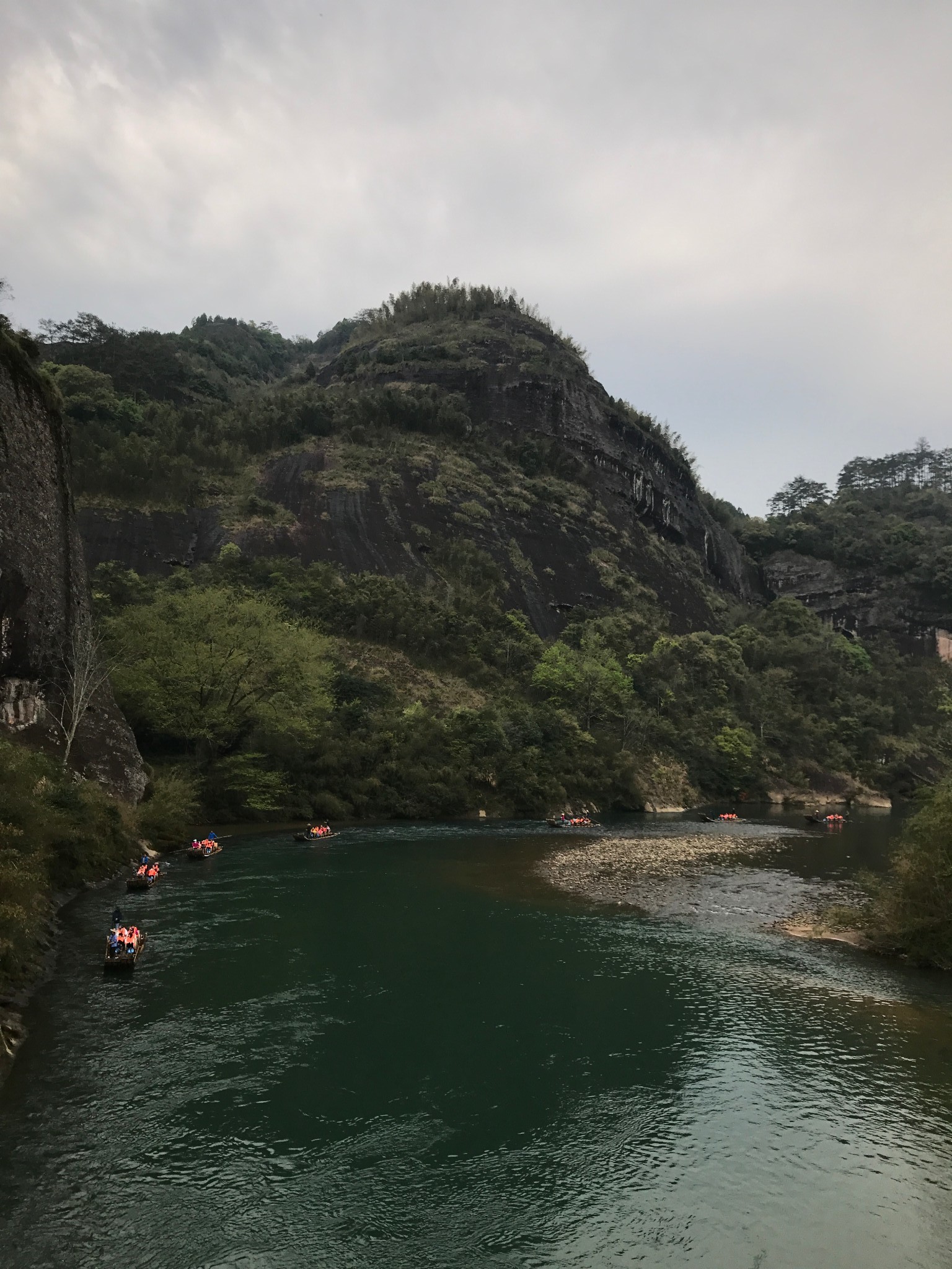 武夷山有多少人口_泉州出发 微风厦门5天4晚品质游 海上花园鼓浪屿 南普陀祈(3)