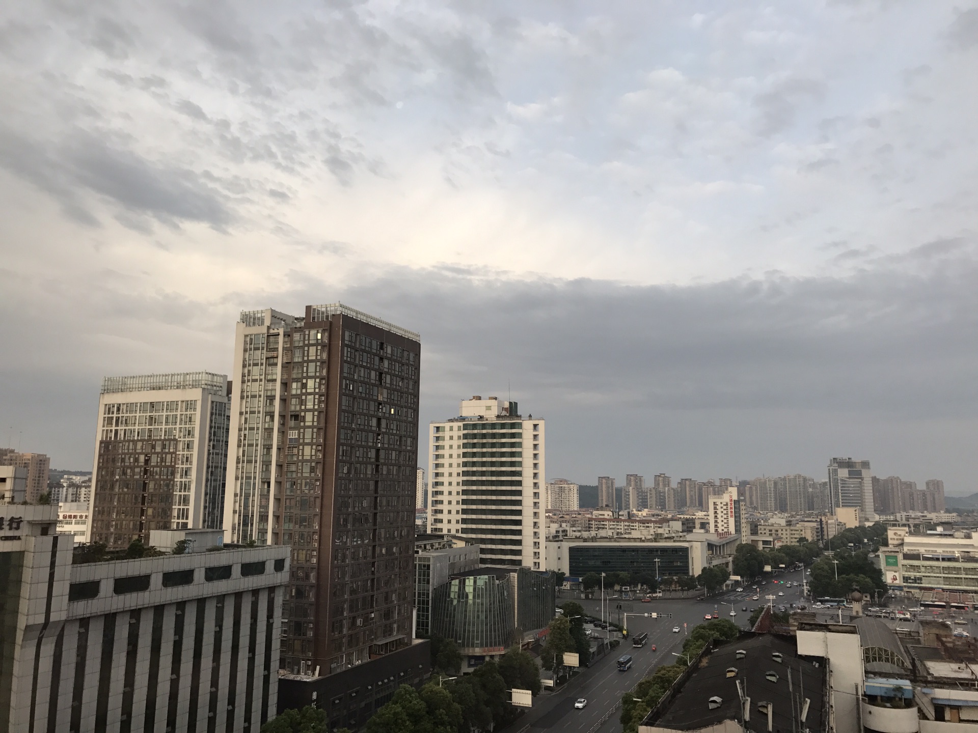 绵阳有多少人口2017_绵阳有几个机电城(3)