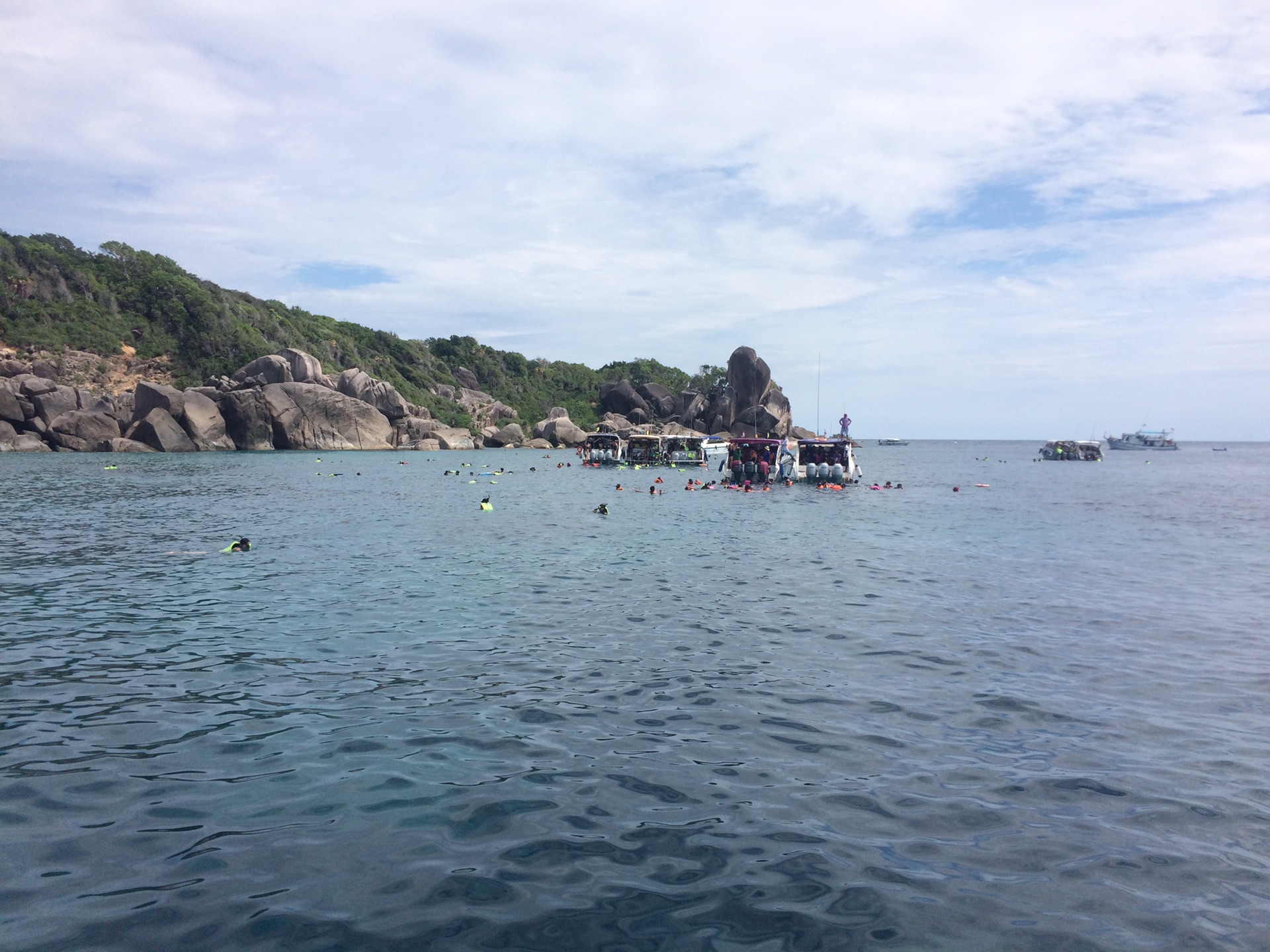普吉岛经济总量_泰国普吉岛图片(2)