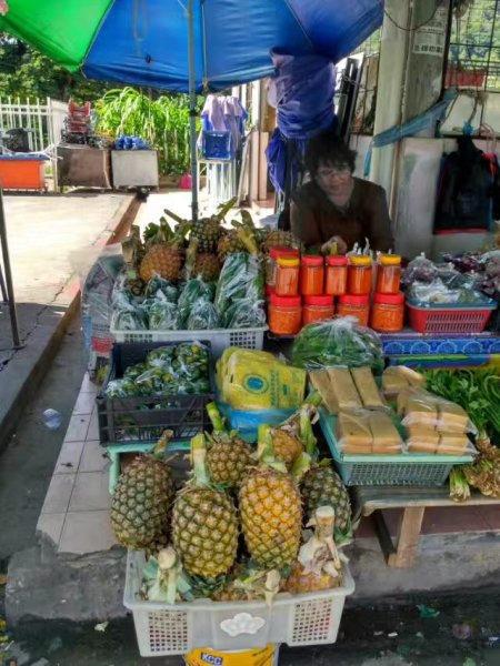 旅游区卖什么小商品好 wKgBZ1lJ_luAJPodAAHskQCsBEE21.jpeg?imageView2%2F2%2Fw%2F600%2Fh%2F600%2Fq%2F90