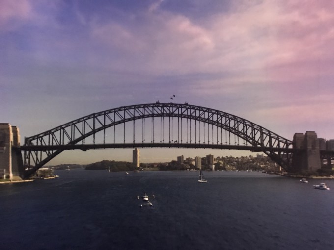 飞跃地平线坐第几排 wKgBZ1jwPuGAL0syAAd8w6L-zRA09.jpeg?imageView2%2F2%2Fw%2F680%2Fq%2F90