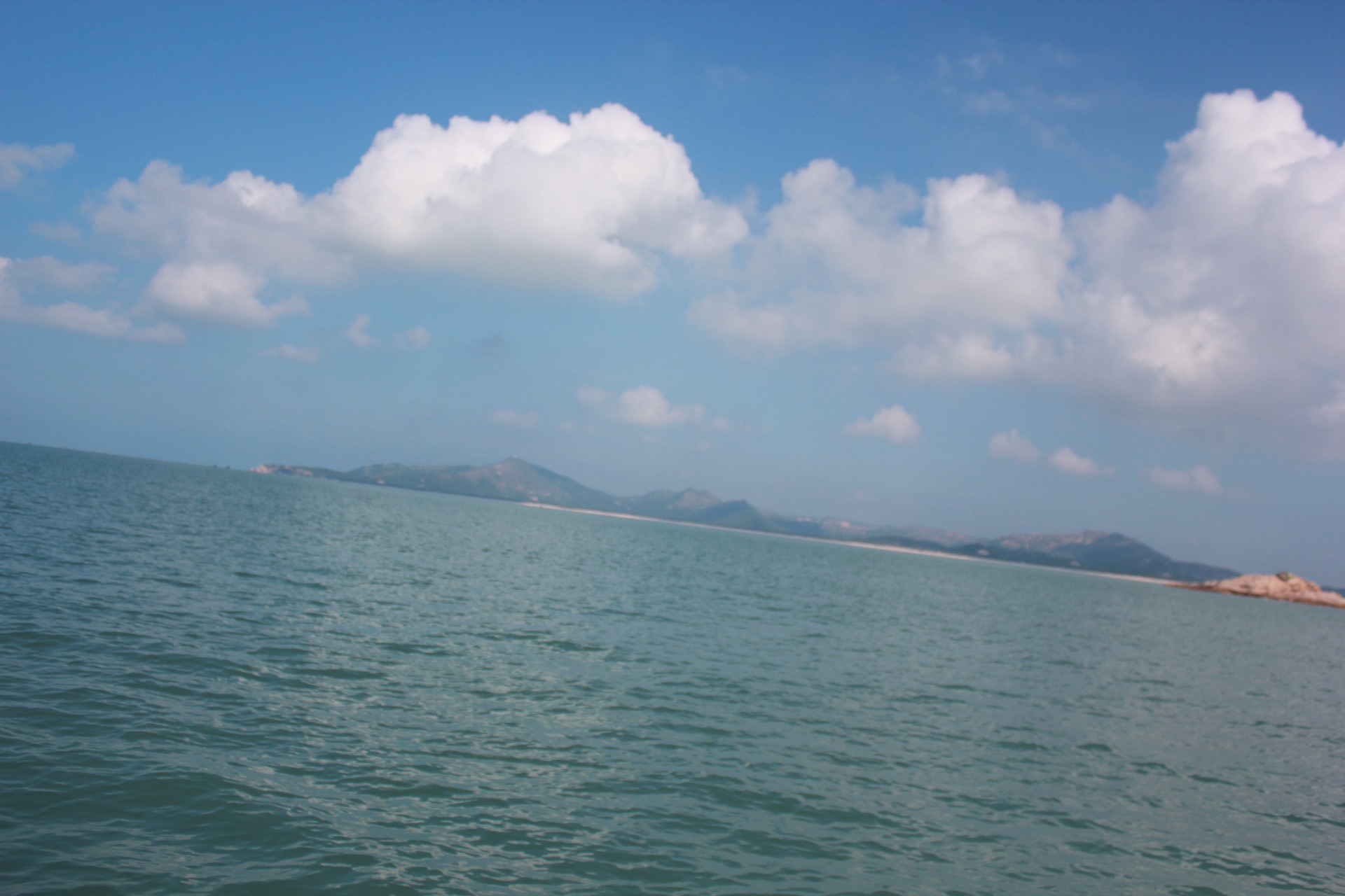 wKgBZ1nYLWmAUnZWAASrPW9-8ig17.jpeg?imageView2%2F2%2Fw%2F680%2Fq%2F90