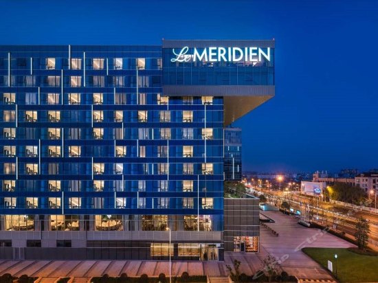 上海闵行宝龙艾美酒店