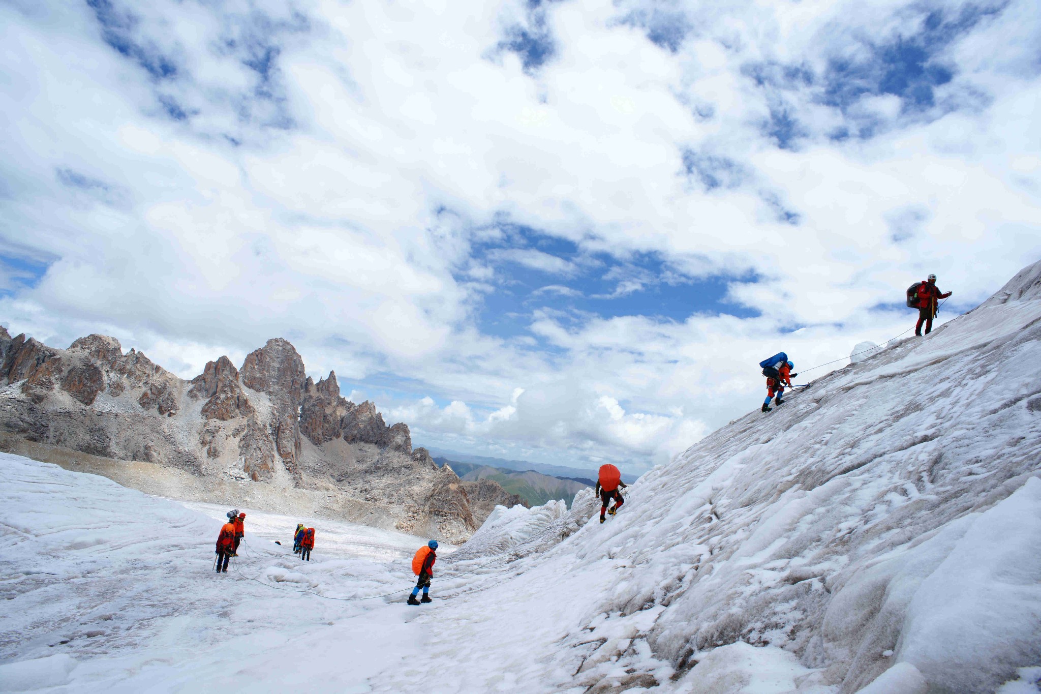 甘孜雀儿山海拔6168米攀登游记攻略