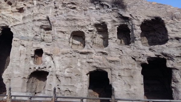 云岗石窟大概玩多长时间 wKgBEFtCzNqAOADIAAr1-3yDdn419.jpeg?imageView2%2F2%2Fw%2F600%2Fh%2F600%2Fq%2F90