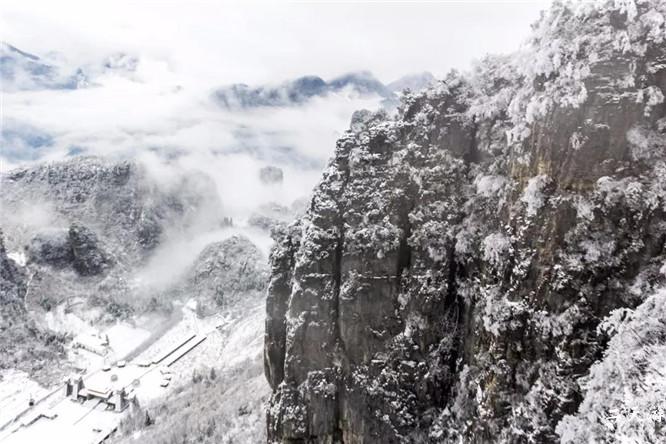 wKgBEFtmgyuADLoLAAD2lb91ZJY44.jpeg?imageView2%2F2%2Fw%2F600%2Fh%2F600%2Fq%2F90