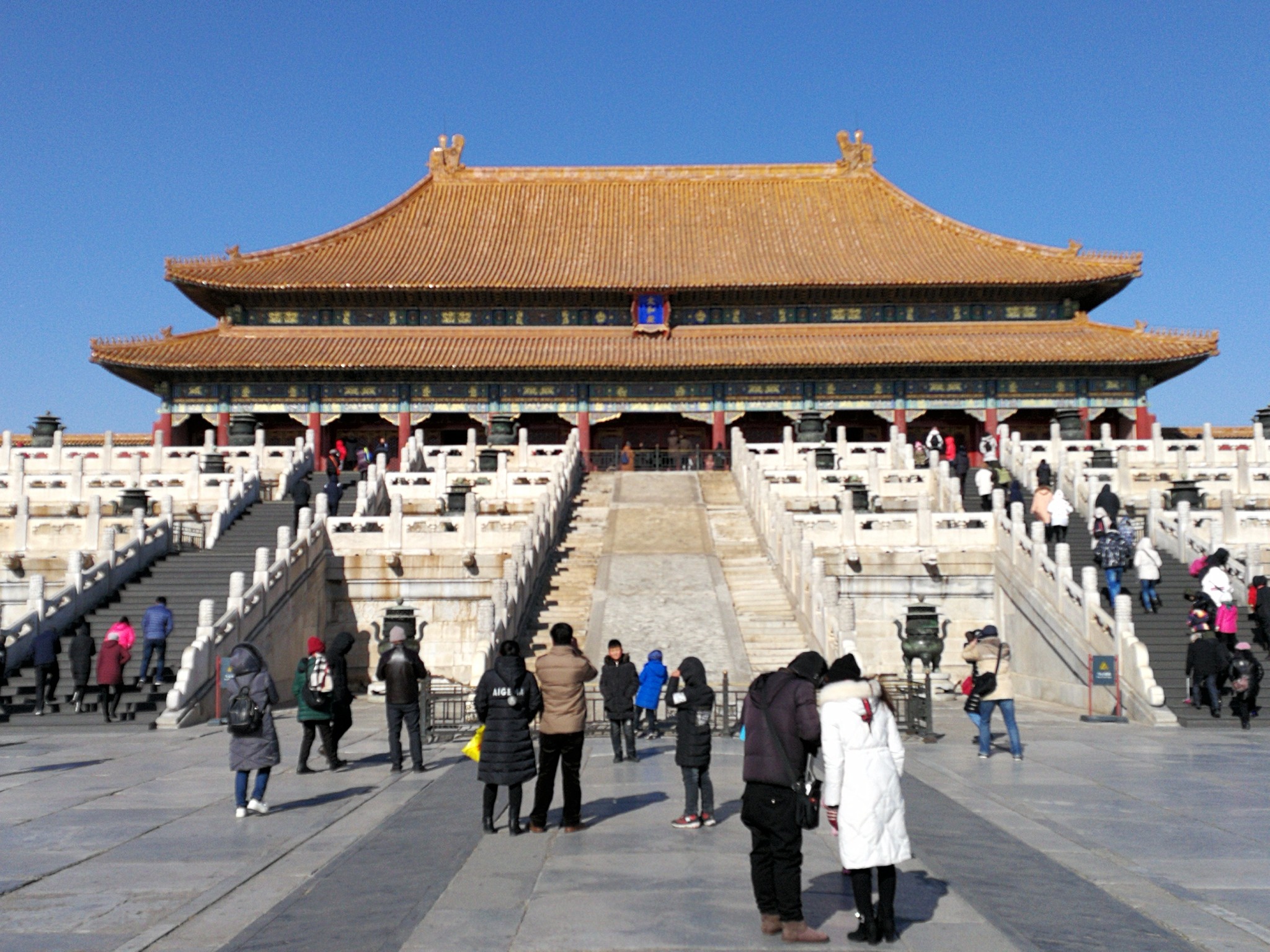 太和殿太和殿前的宽阔平台,称为丹陛,俗称