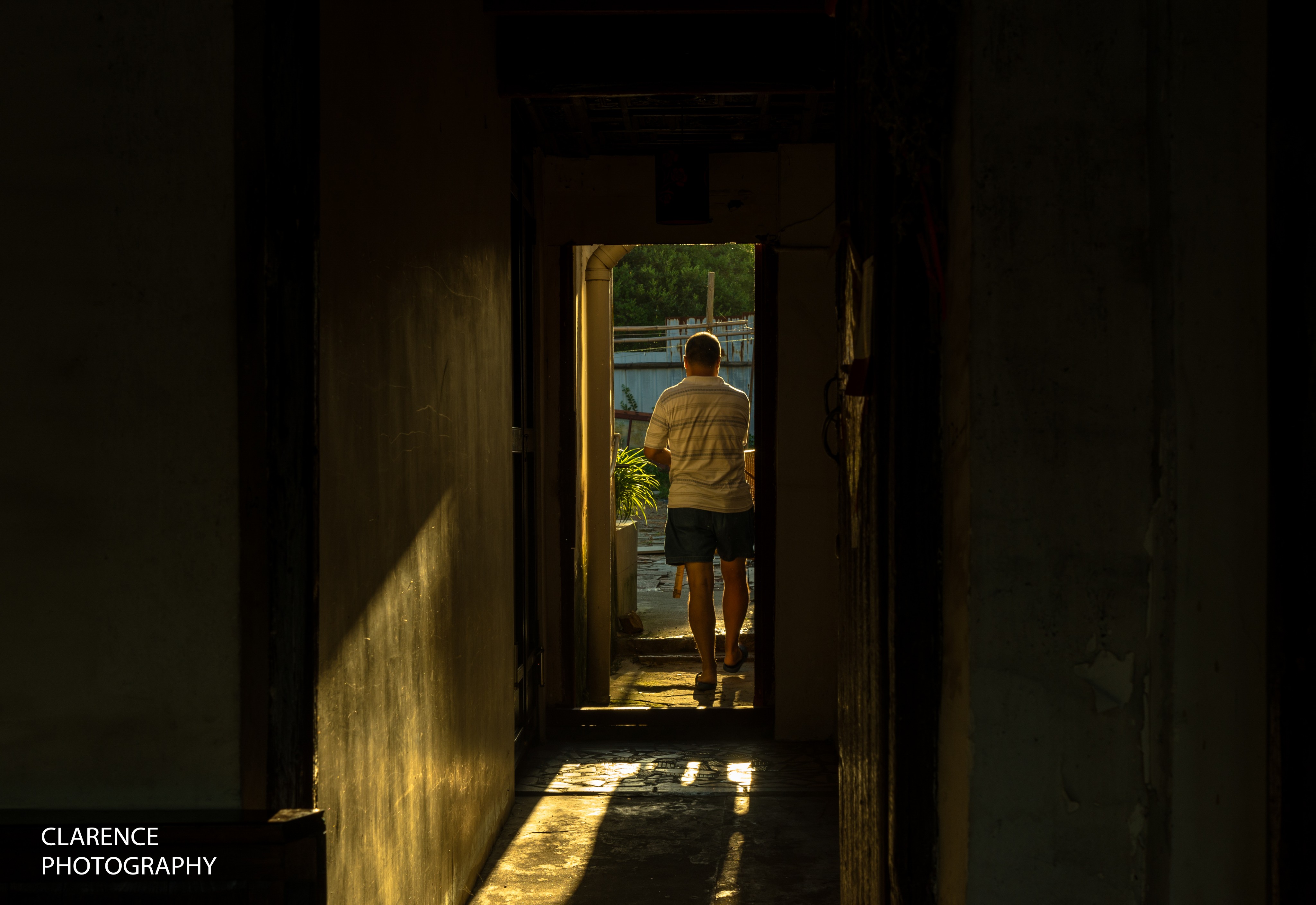 周庄和同里,哪个地方值得住一晚?晚上的夜景好