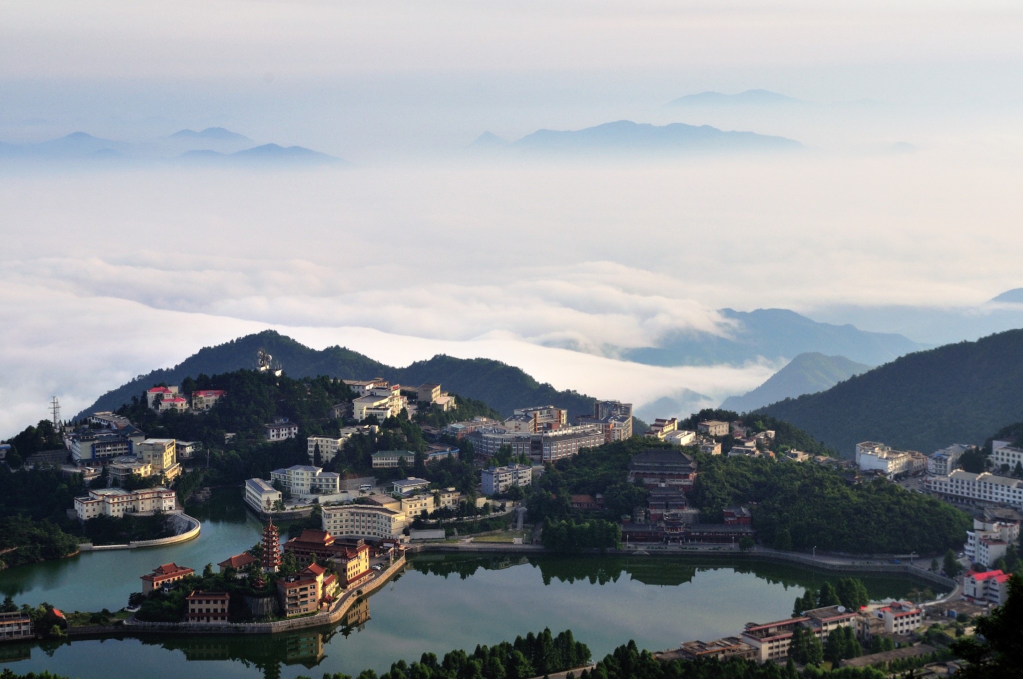 通山之最咸宁市最早的国家aaaa景区九宫山风景名胜区