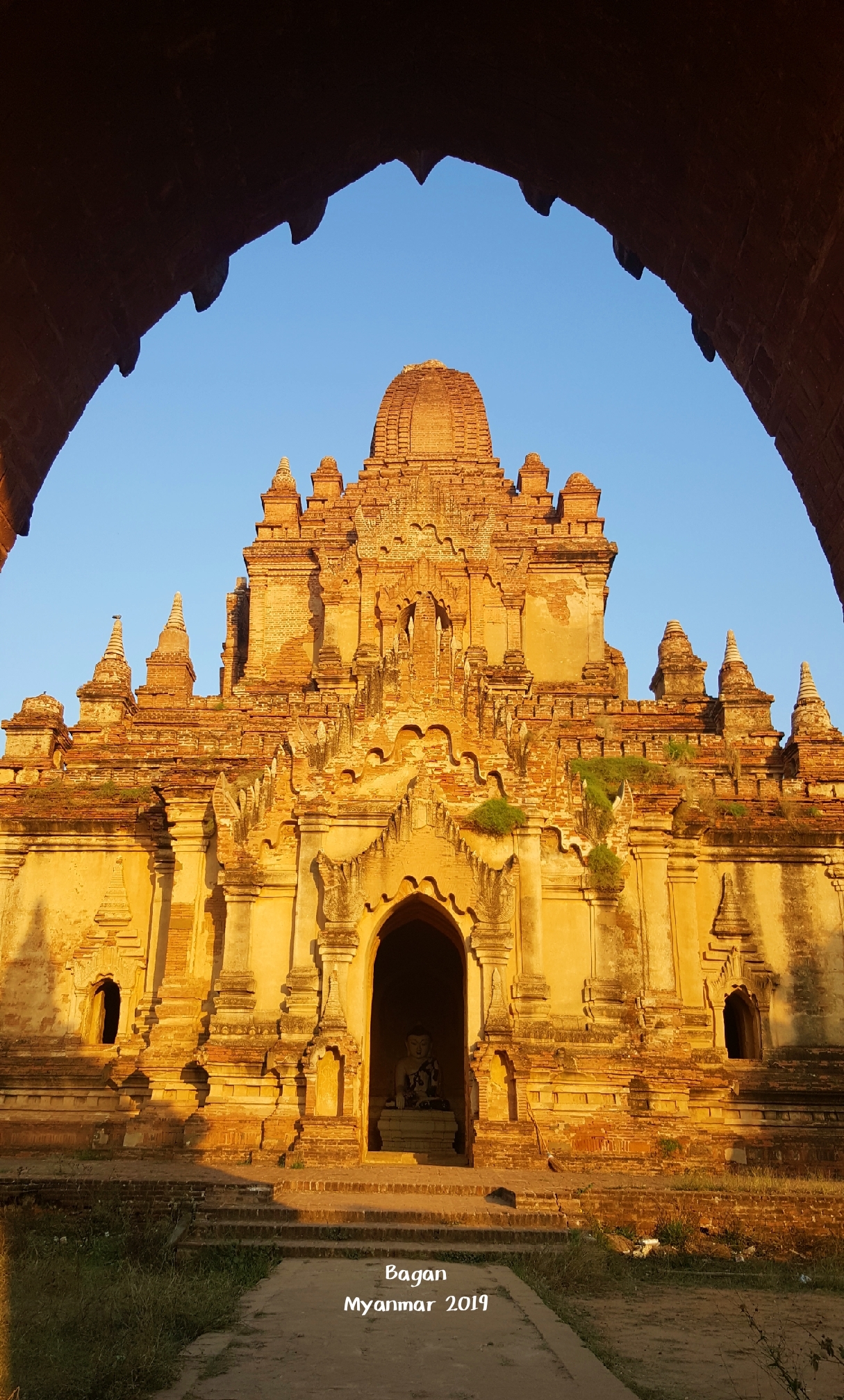 缅甸仰光2019GDP_缅甸仰光女(3)