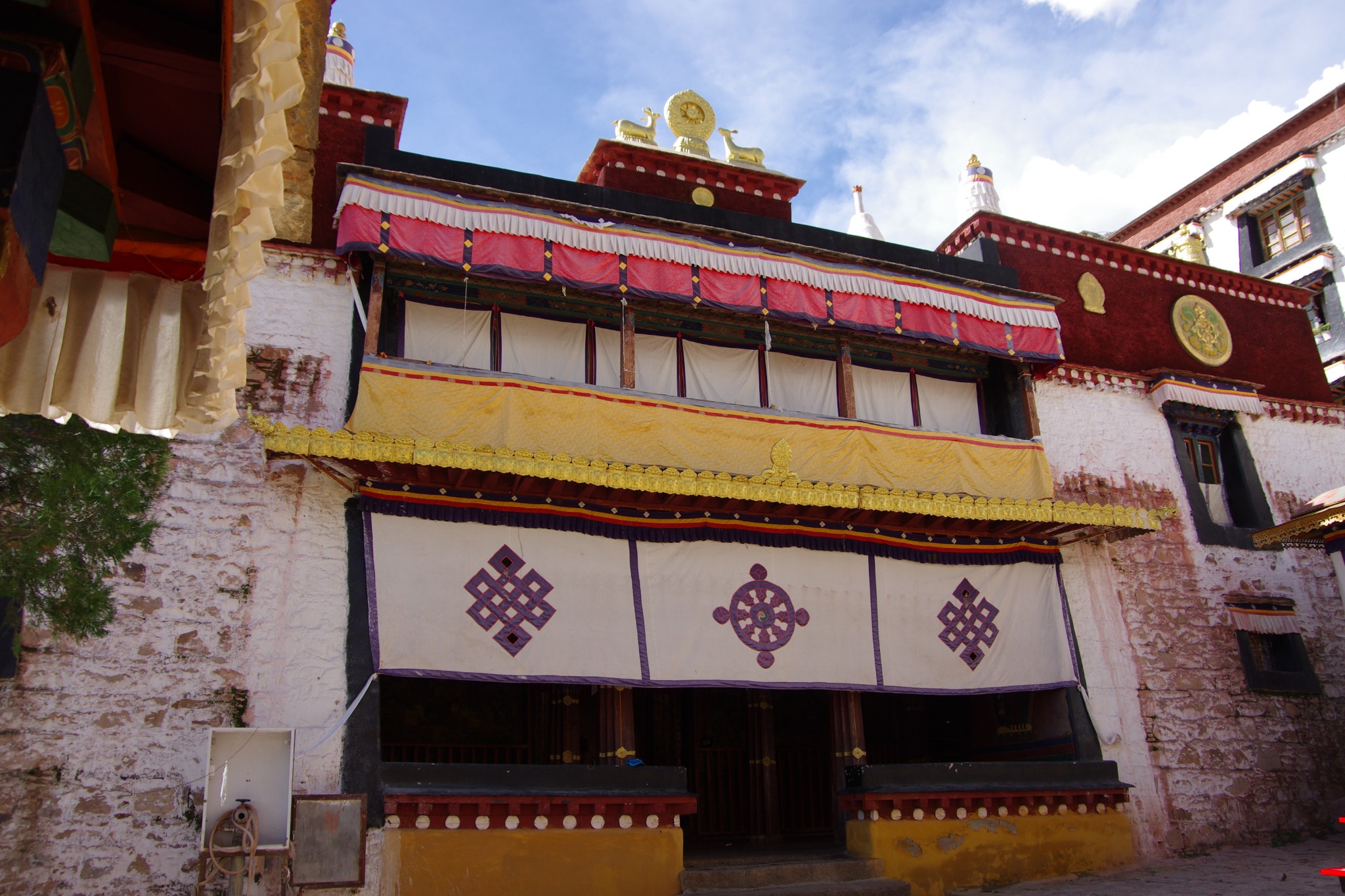  Sera Monastery