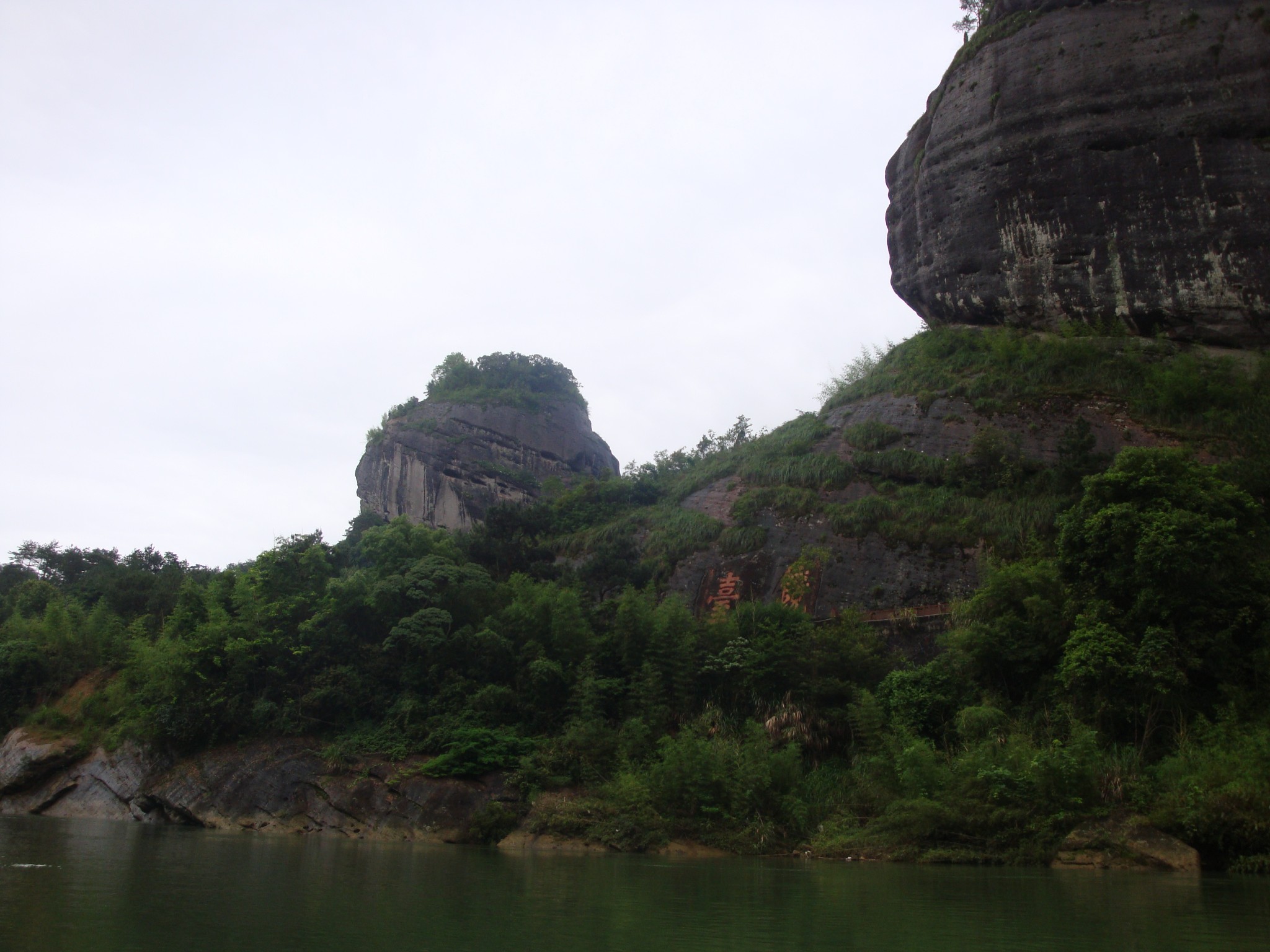 wKgED1ugpzaAdrjkAAcpuMEftaE53.jpeg?imageView2%2F2%2Fw%2F600%2Fh%2F600%2Fq%2F90