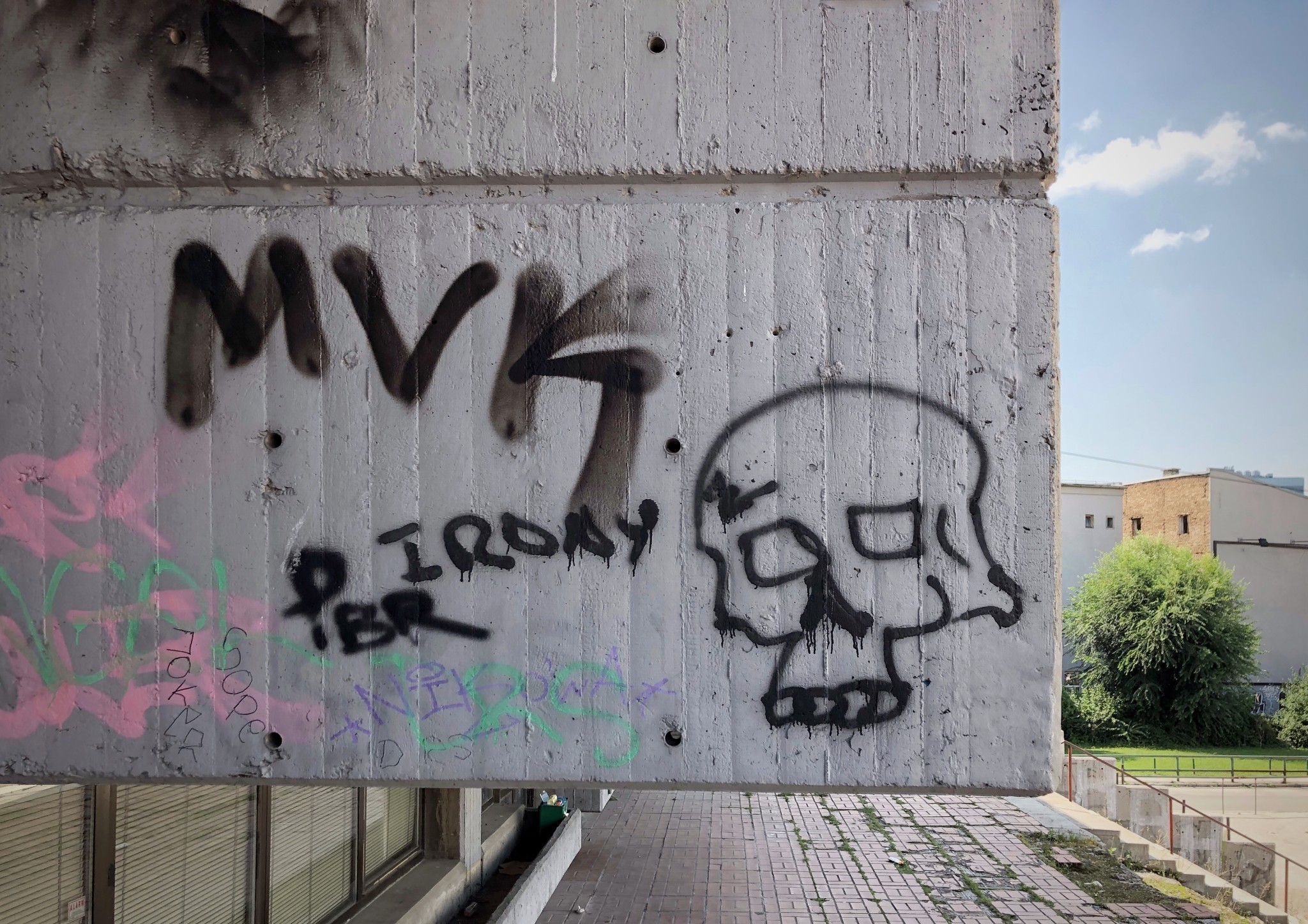 什么山谣成语_成语故事简笔画(2)