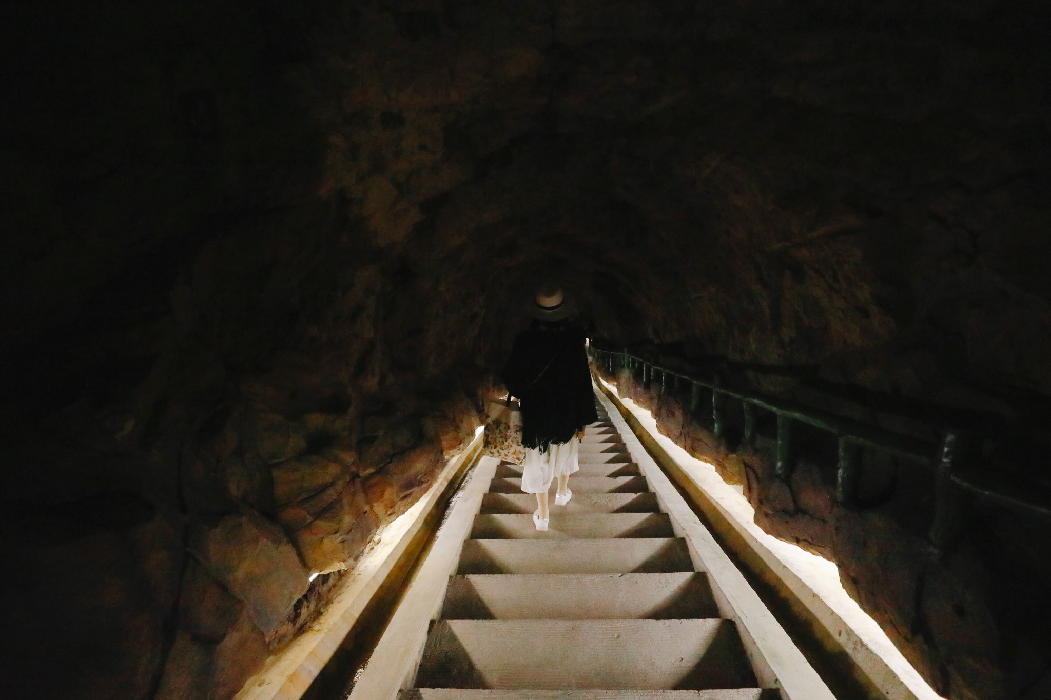 wKgEaVzF52aAc_jTAAWaH9l54pU32.jpeg?imageView2%2F2%2Fw%2F680%2Fq%2F90