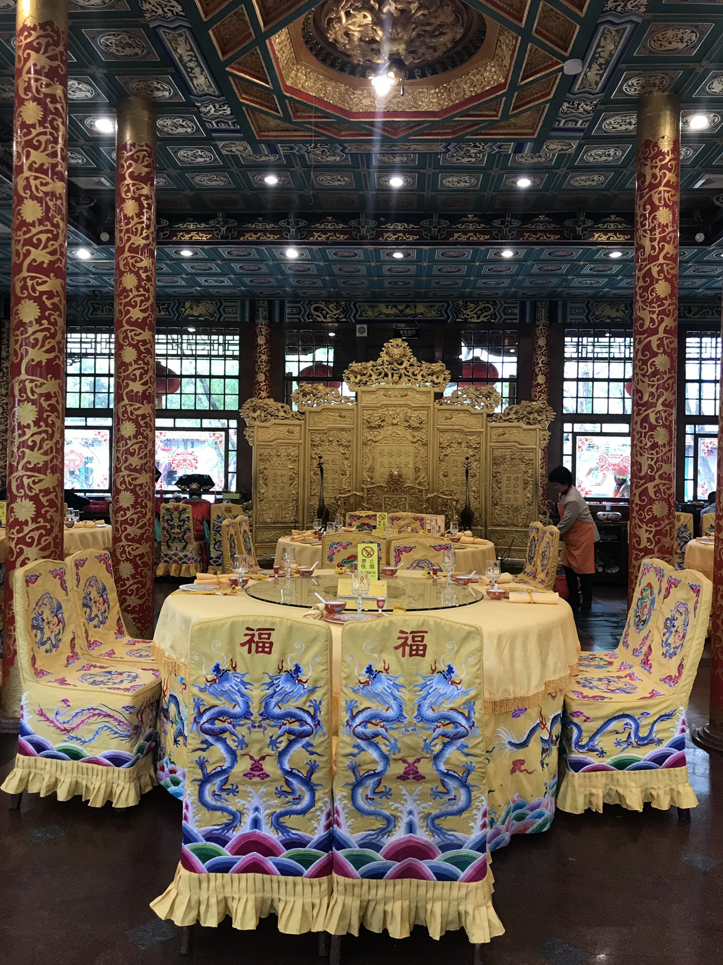 白家大院人均消费_白家大院(3)