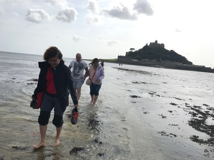 自由的风在路上文案 wKgEaVyUfliAPH3CAAxW_zD3BCU83.jpeg?imageView2%2F2%2Fw%2F680%2Fq%2F90%7CimageMogr2%2Fstrip%2Fquality%2F90