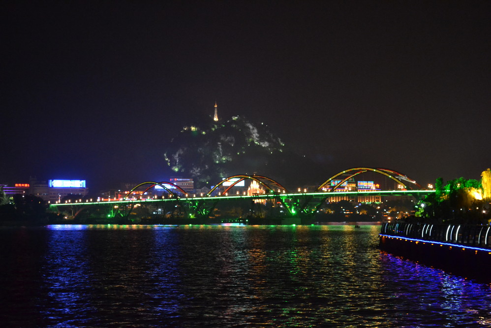 wKgBpU7SD03JgymrAAJcGw63W7I65.jpeg?imageView2%2F2%2Fw%2F600%2Fh%2F600%2Fq%2F90