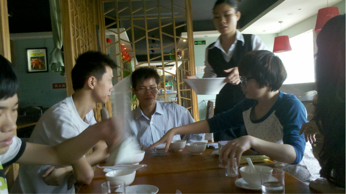 wKgByU_dcR-KO2CzAArqp84FD8846.jpeg?imageView2%2F2%2Fw%2F600%2Fh%2F600%2Fq%2F90