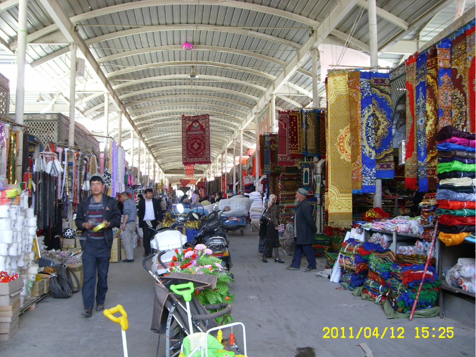 喀什汉族人口加速流失_城市记忆 80 90年代喀什地区繁荣街景