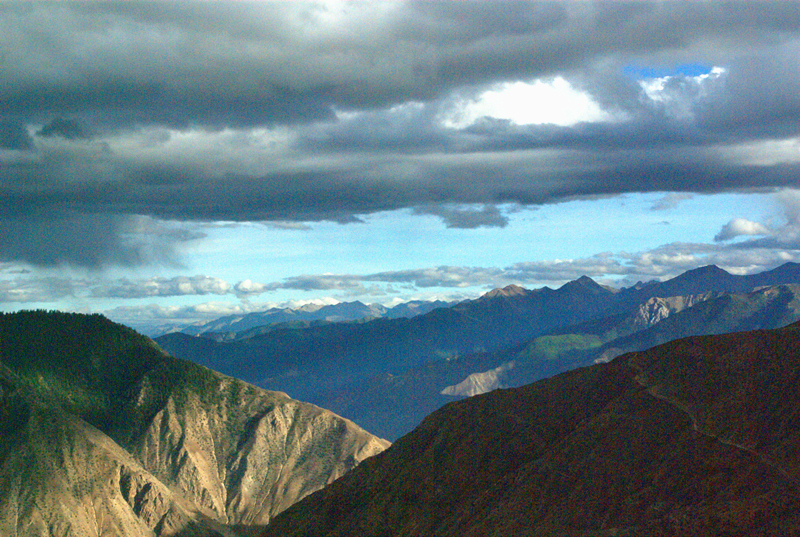 独自去远行--徒步搭车318转214至拉萨(梦想之