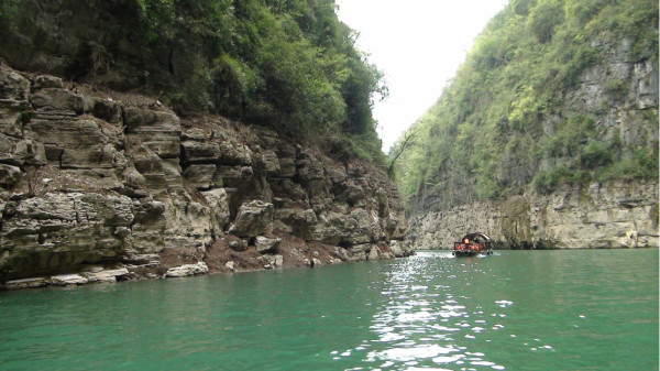 小三峡自驾游 wKgB21AJFECXVck5AA4_QUriZlY08.jpeg?imageView2%2F2%2Fw%2F600%2Fh%2F600%2Fq%2F90