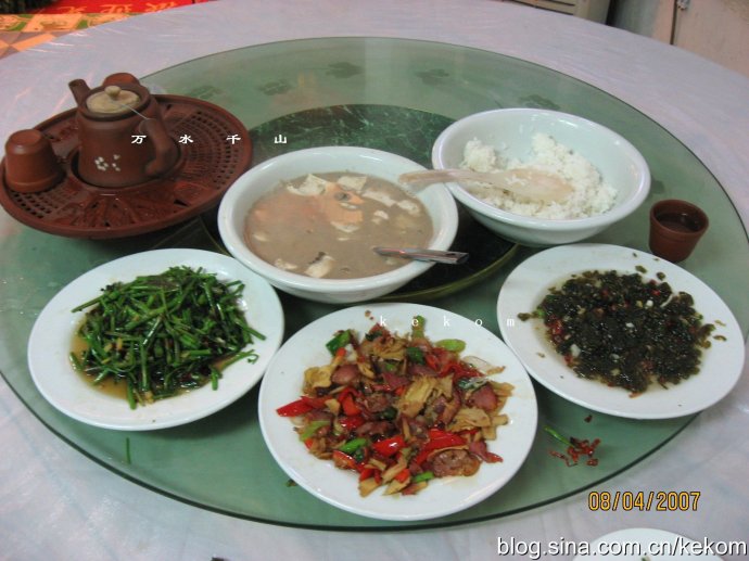 红米饭南瓜汤简谱_红米饭南瓜汤合唱简谱