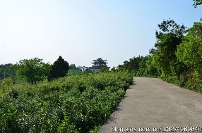 望湖多少人口_更望湖图片(2)