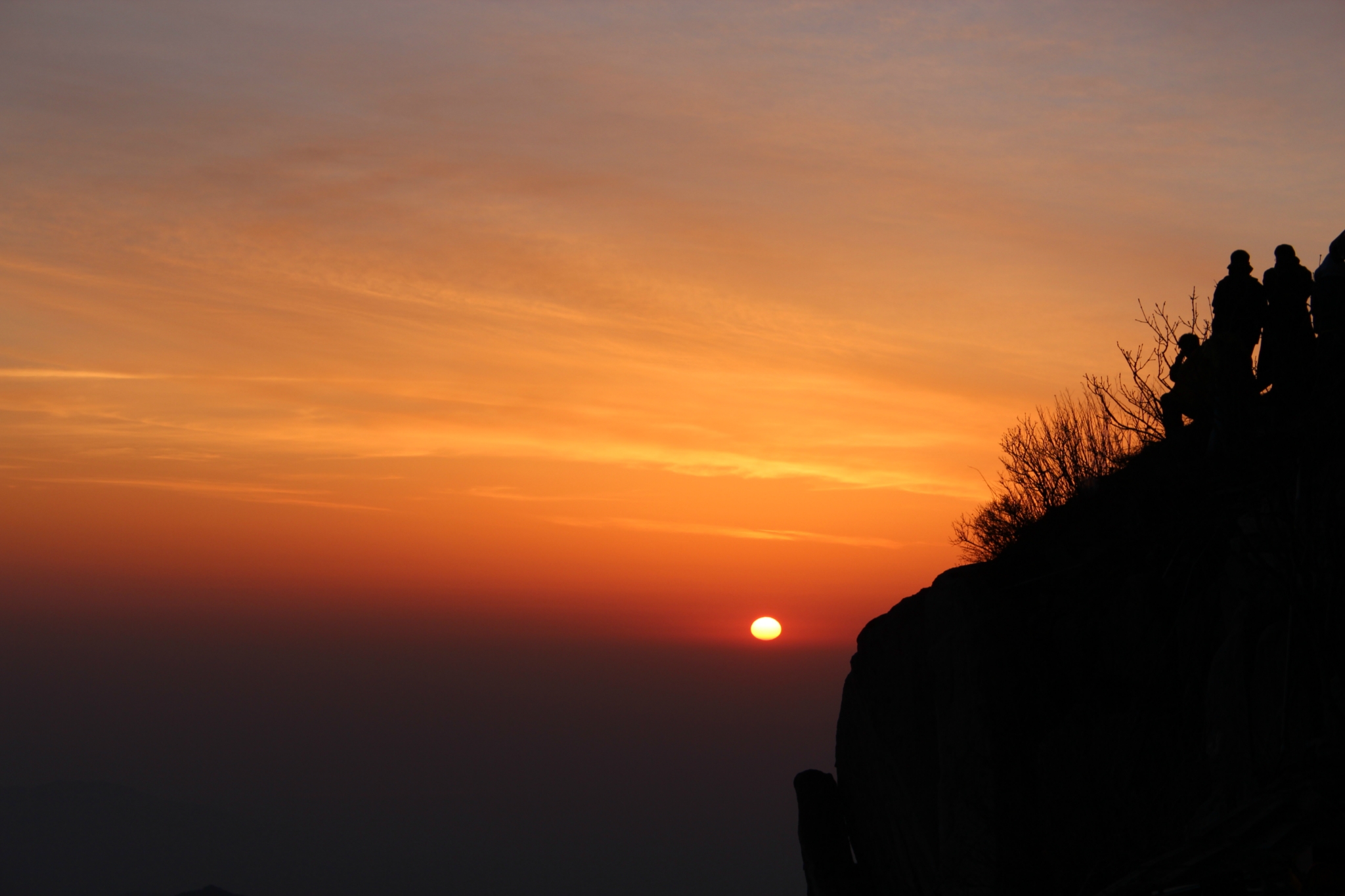 wKgB4lNJDa2ALkkAAA_uiTDRbGE92.jpeg?imageView2%2F2%2Fw%2F600%2Fq%2F90