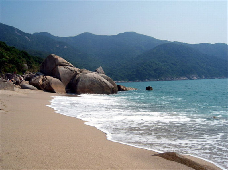 鹅公湾经典海岸线穿越---大鹿港—鹅公湾—西贡